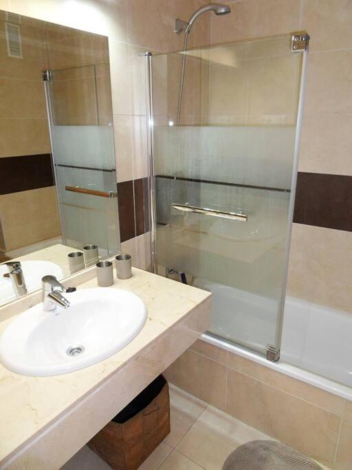 Modern 1 Bedroom Apartment, In La Cala De Mijas Eksteriør billede